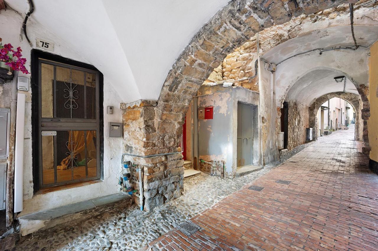 Domus Madonnina Apartment Sanremo Luaran gambar